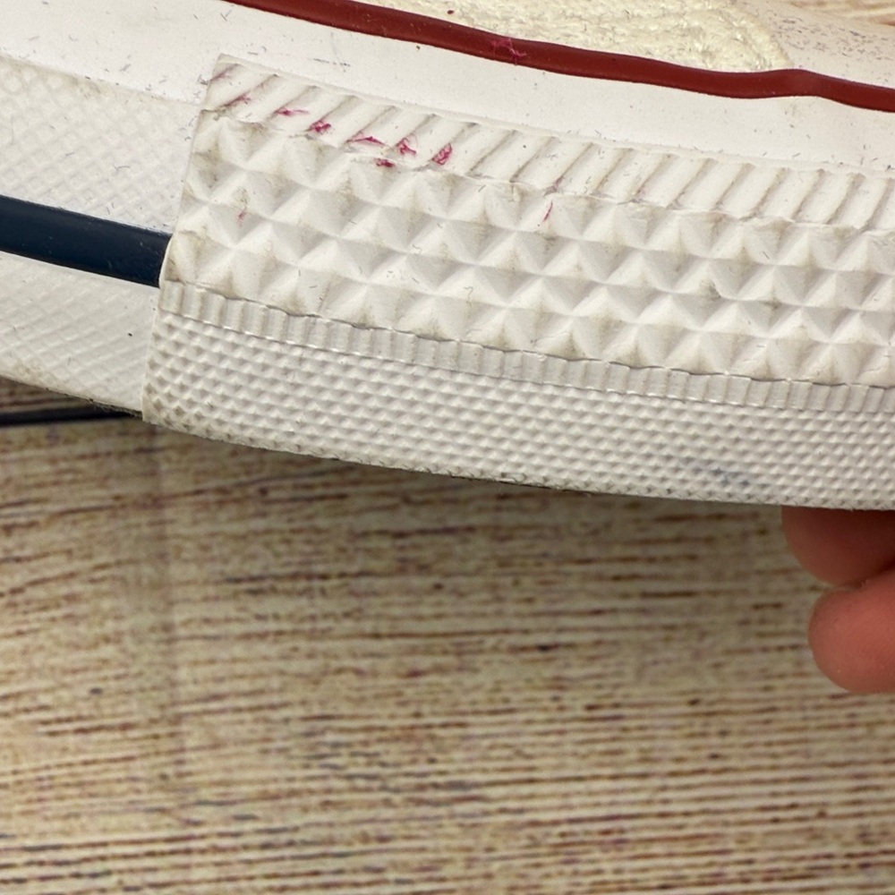 Converse White Sneakers with Red Accents - Picture 5 of 7
